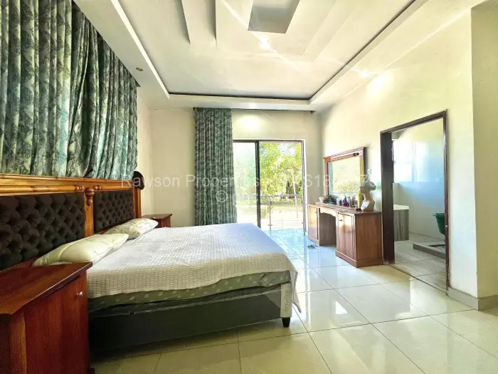 8 Bedroom House for Sale in Avondale West, Harare