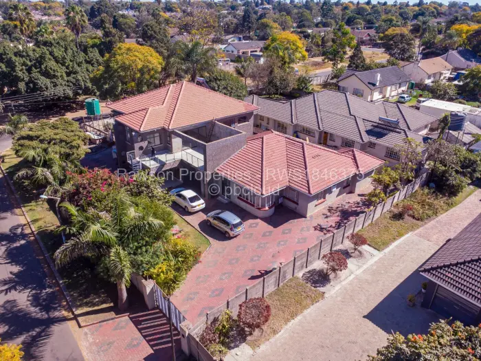 8 Bedroom House for Sale in Avondale West, Harare