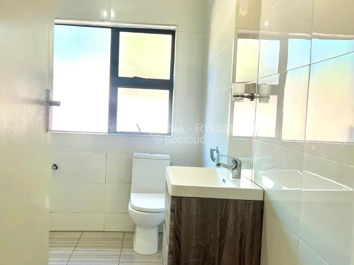 8 Bedroom House for Sale in Avondale West, Harare