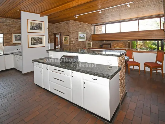 Townhouse/Cluster for Sale in Johannesburg CBD, Johannesburg