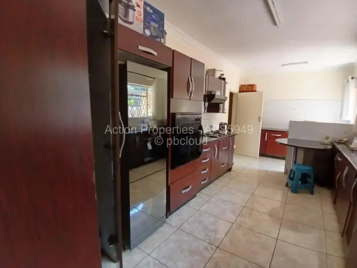 4 Bedroom House to Rent in Greystone Park, Harare