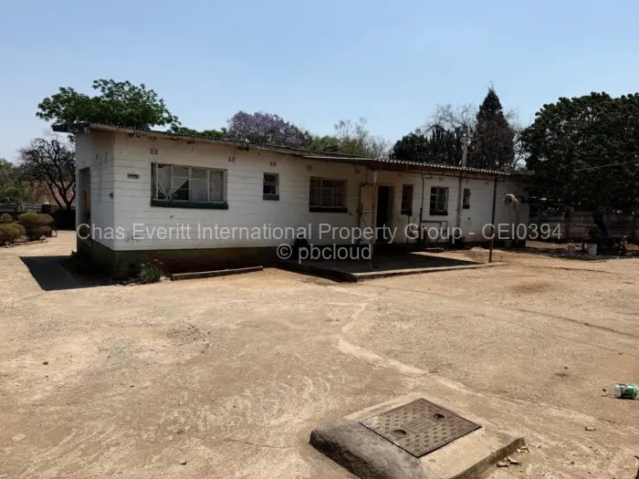 3 Bedroom House for Sale in Hillcrest, Bulawayo