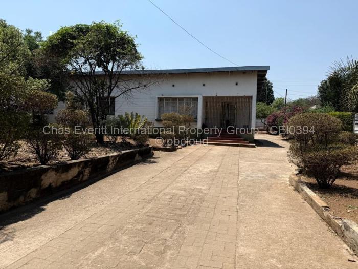 3 Bedroom House for Sale in Hillcrest, Bulawayo