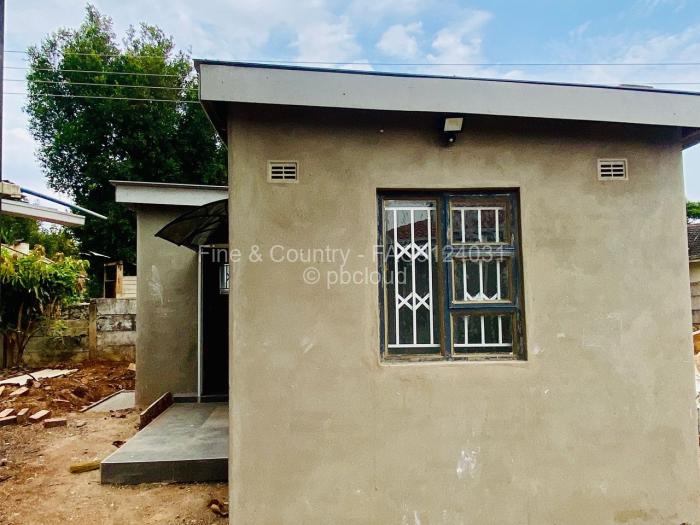 2 Bedroom Cottage/Garden Flat to Rent in Borrowdale West, Harare
