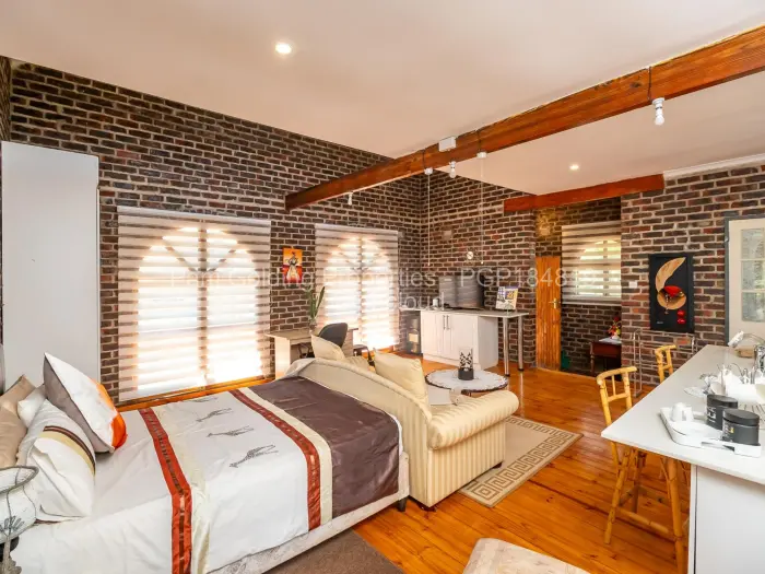 9 Bedroom House for Sale in Christon Bank, Christon Bank