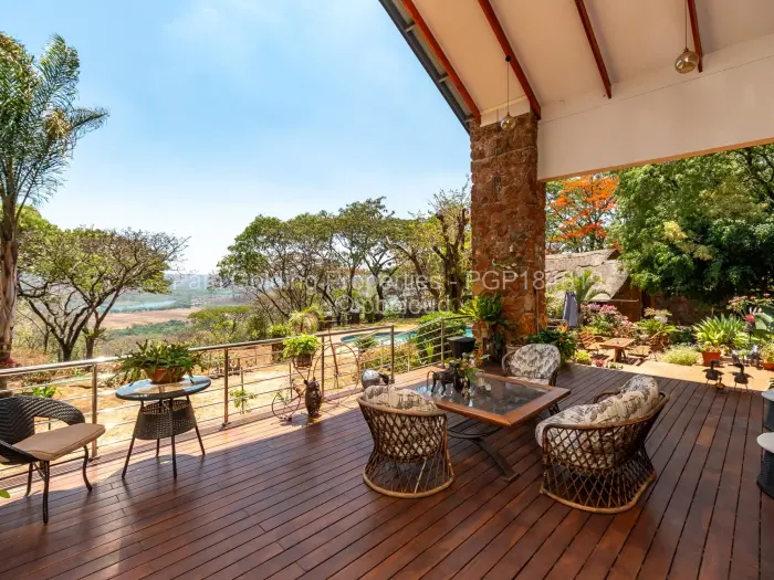 9 Bedroom House for Sale in Christon Bank, Christon Bank