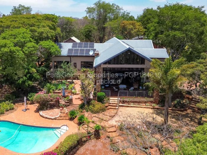 9 Bedroom House for Sale in Christon Bank, Christon Bank