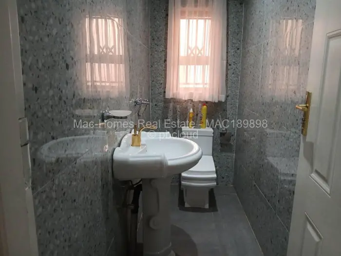 4 Bedroom House for Sale in Crowhill Views, Harare