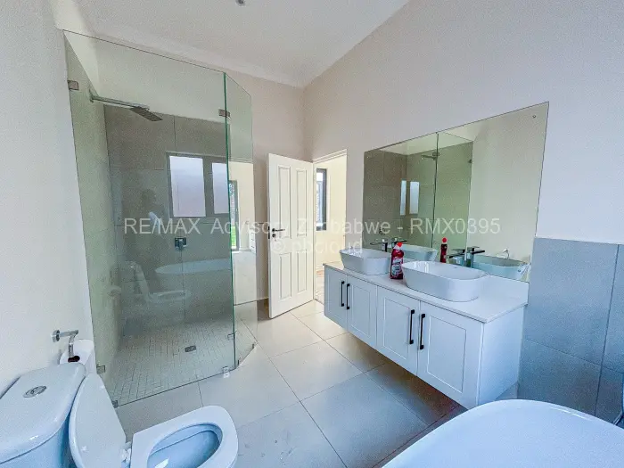 Townhouse/Cluster to Rent in Pomona, Harare