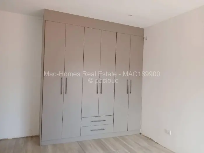 Townhouse/Cluster for Sale in Pomona, Harare