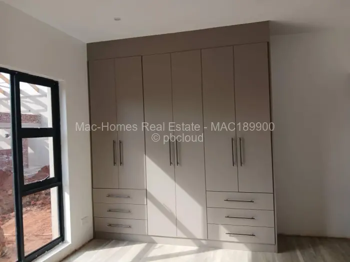 Townhouse/Cluster for Sale in Pomona, Harare