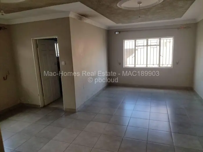 4 Bedroom House for Sale in Chitungwiza, Chitungwiza