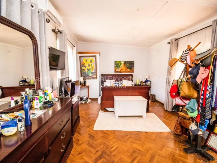 2 Bedroom House for Sale in Helensvale, Harare