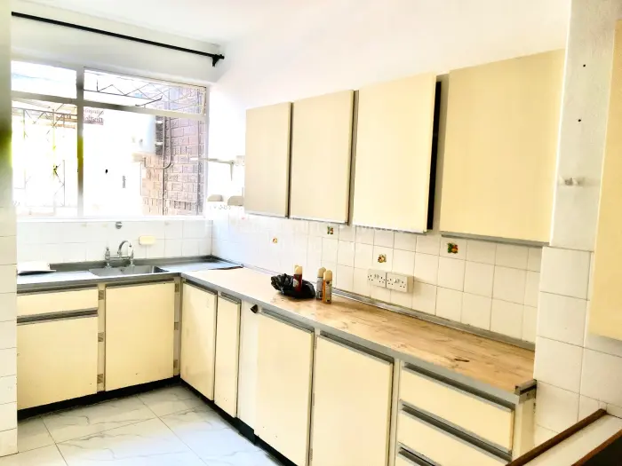 2 Bedroom Cottage/Garden Flat to Rent in Avondale, Harare