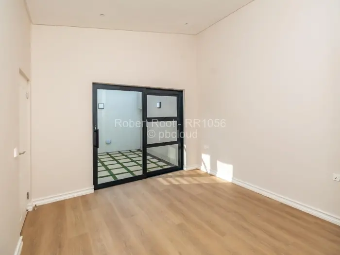 Townhouse/Cluster to Rent in Newlands, Harare