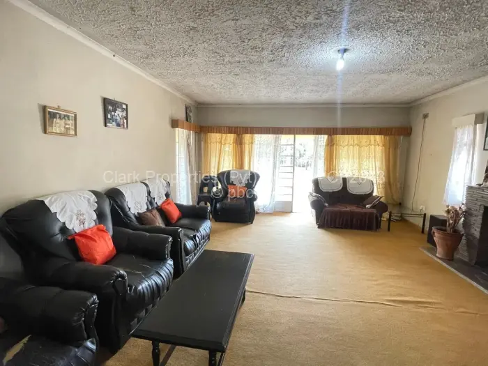 3 Bedroom House for Sale in Waterfalls, Harare