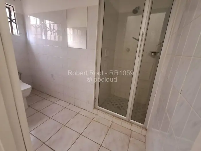 4 Bedroom House to Rent in Borrowdale West