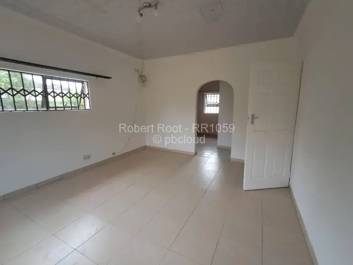 4 Bedroom House to Rent in Borrowdale West