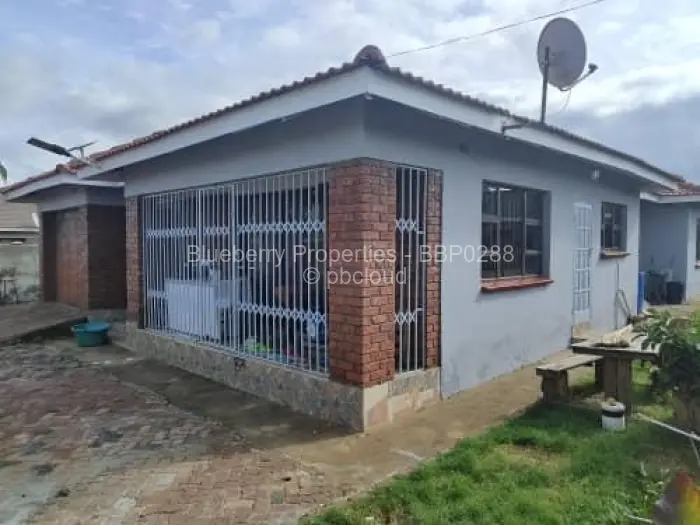 4 Bedroom House for Sale in Madokero Estates, Harare