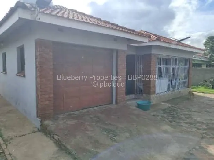 4 Bedroom House for Sale in Madokero Estates, Harare