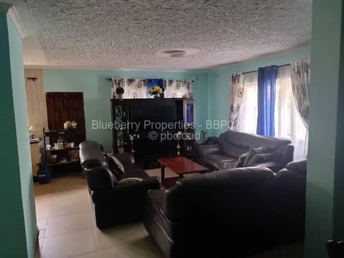 4 Bedroom House for Sale in Madokero Estates, Harare