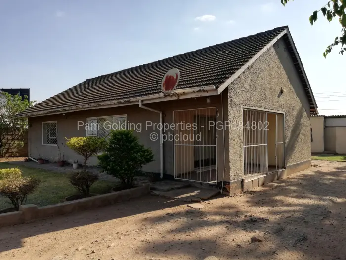 3 Bedroom House to Rent in Braeside, Harare