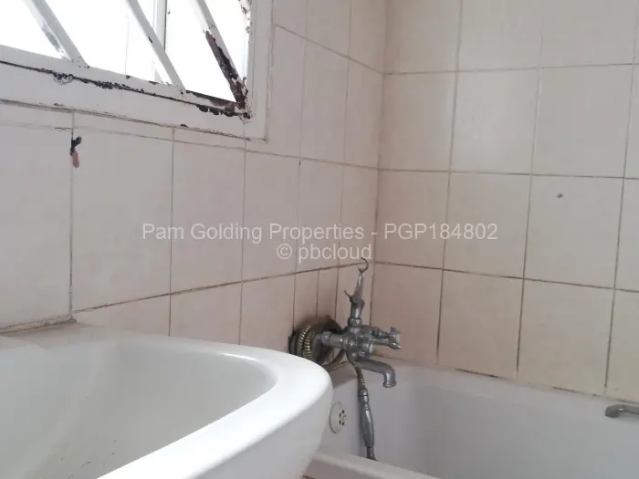 3 Bedroom House to Rent in Braeside, Harare