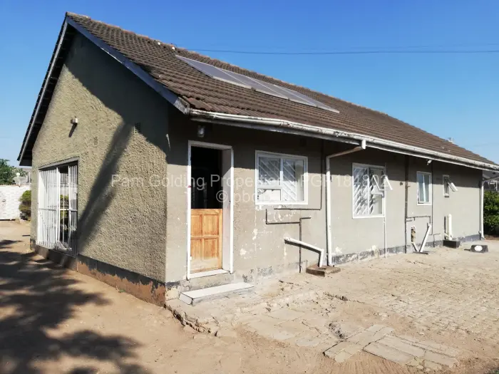 3 Bedroom House to Rent in Braeside, Harare