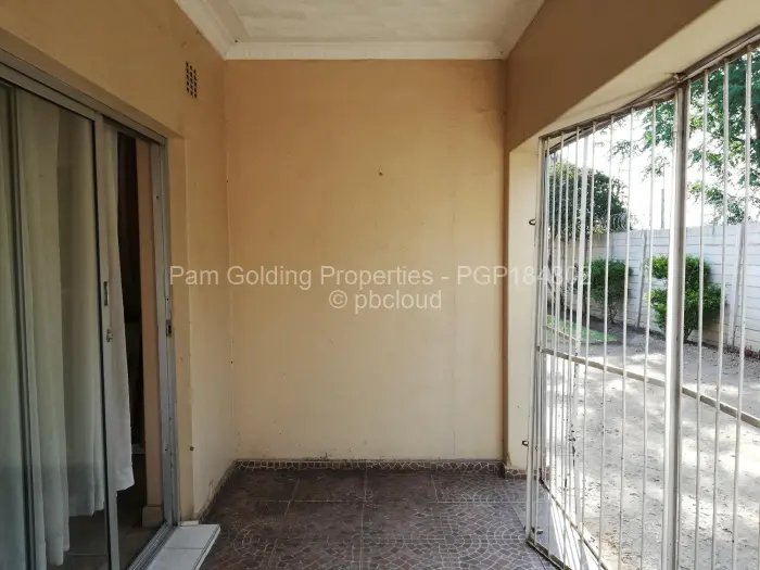 3 Bedroom House to Rent in Braeside, Harare