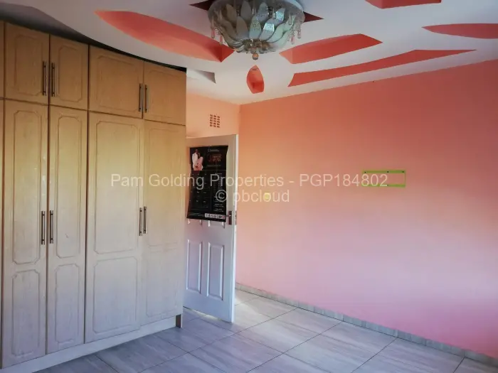 3 Bedroom House to Rent in Braeside, Harare