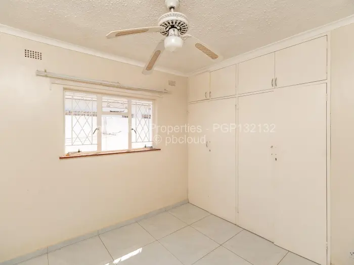 Townhouse/Cluster for Sale in Bluff Hill, Harare