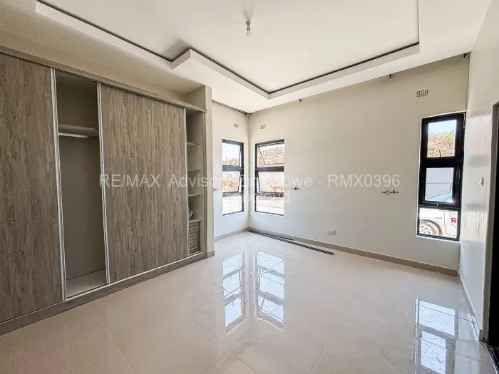 Townhouse/Cluster to Rent in Marlborough