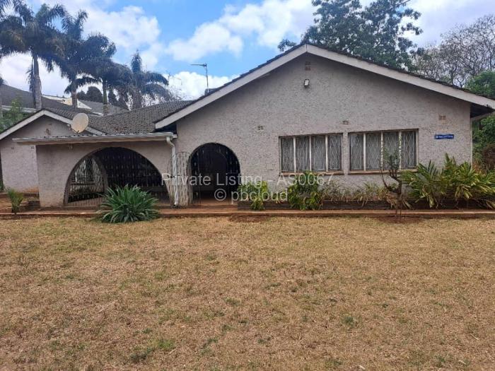 4 Bedroom House to Rent in Emerald Hill, Harare