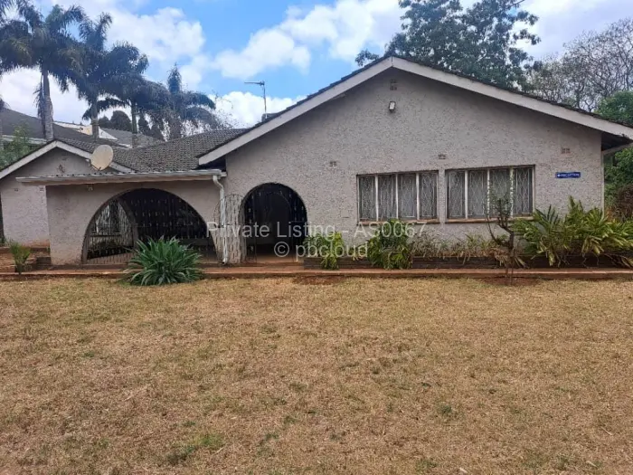 4 Bedroom House to Rent in Emerald Hill, Harare