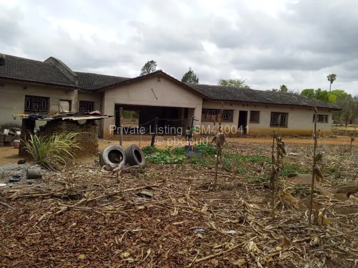 6 Bedroom House for Sale in Masvingo, Masvingo