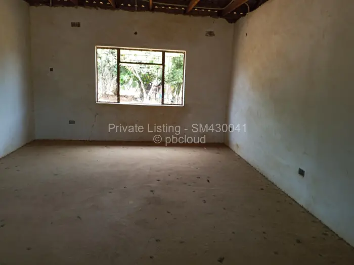 6 Bedroom House for Sale in Masvingo, Masvingo