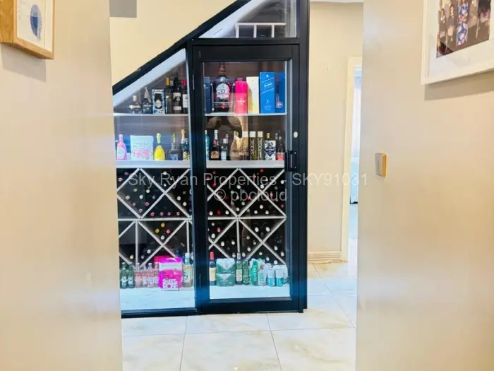 5 Bedroom House for Sale in Carrick Creagh Estate, Harare