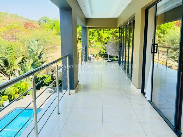 5 Bedroom House for Sale in Carrick Creagh Estate, Harare
