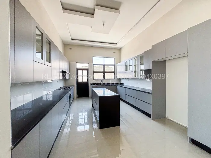 Townhouse/Cluster to Rent in Marlborough