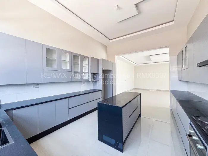 Townhouse/Cluster to Rent in Marlborough