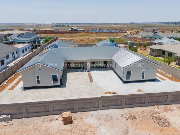 Townhouse/Cluster to Rent in Marlborough, Harare