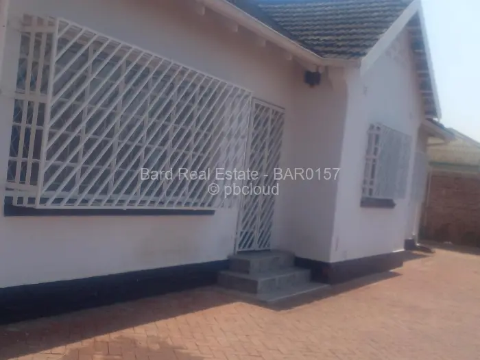 Townhouse/Cluster for Sale in Eastlea, Harare