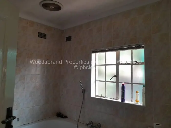 Townhouse/Cluster for Sale in Waterfalls, Harare