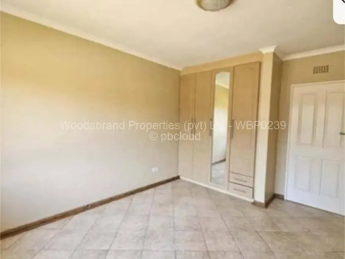 Townhouse/Cluster for Sale in Waterfalls, Harare