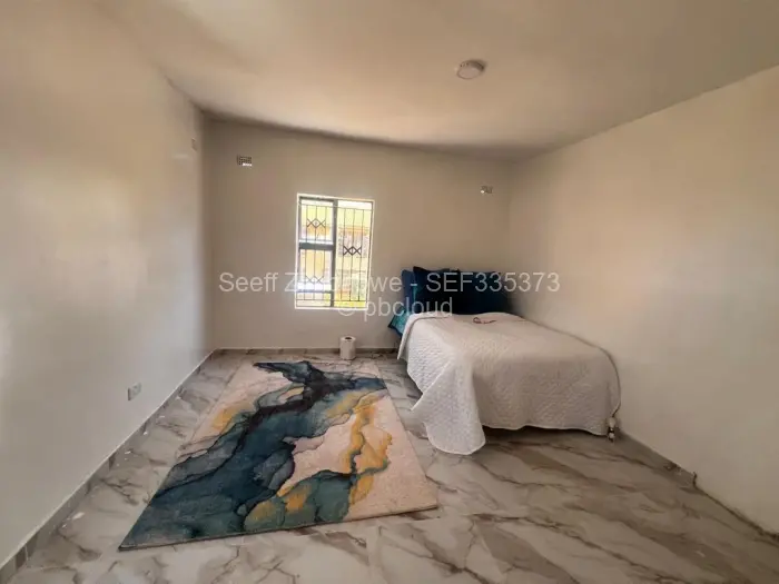 Flat/Apartment to Rent in Zimre Park, Harare