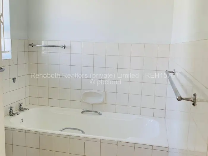 4 Bedroom House to Rent in The Grange, Harare