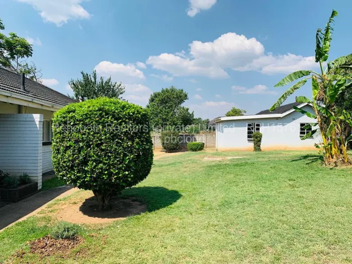 4 Bedroom House to Rent in The Grange, Harare