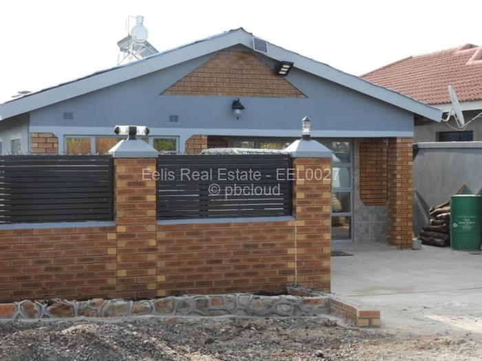 4 Bedroom House for Sale in Montrose, Gweru