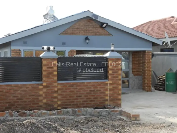 4 Bedroom House for Sale in Montrose, Gweru