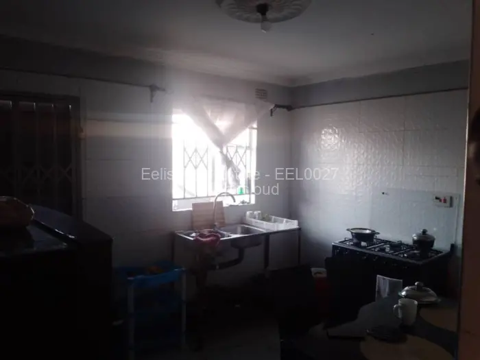 4 Bedroom House for Sale in Montrose, Gweru